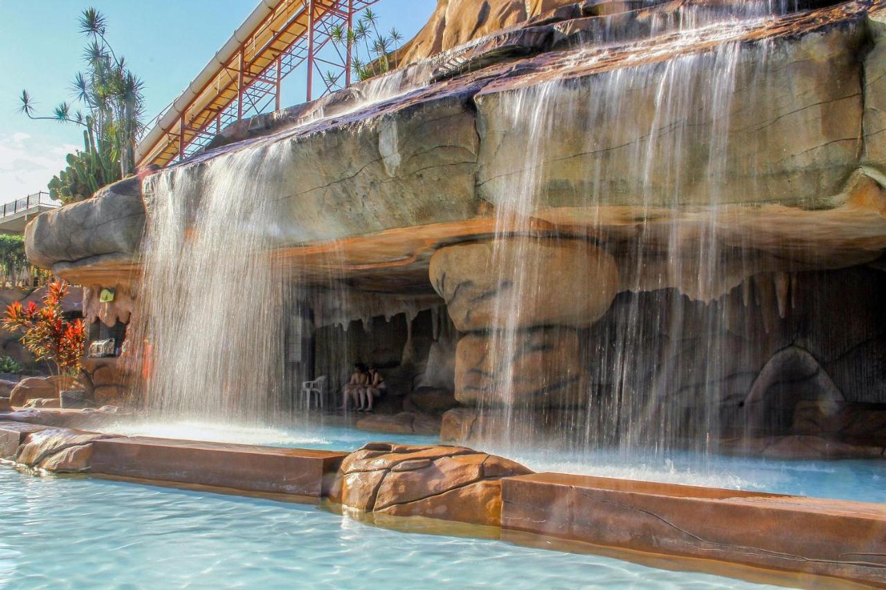 Apto 618, enxoval completo acesso aos Parques do grupo Roma Acqua Park , Splash e Slide Caldas Novas Exterior foto